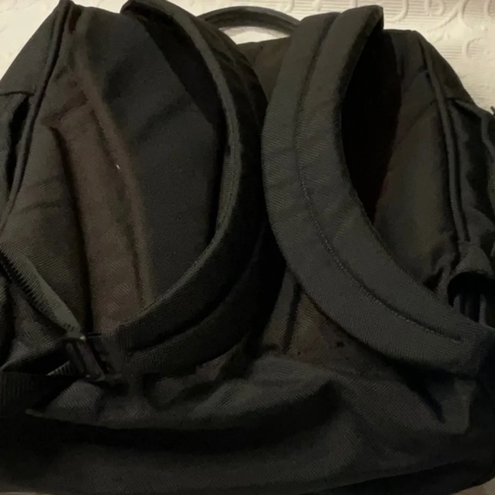 Tumi Alpha or Alpha 3 Men's Backpack, Multi Pockets, Adj Straps. Luggage tag.
